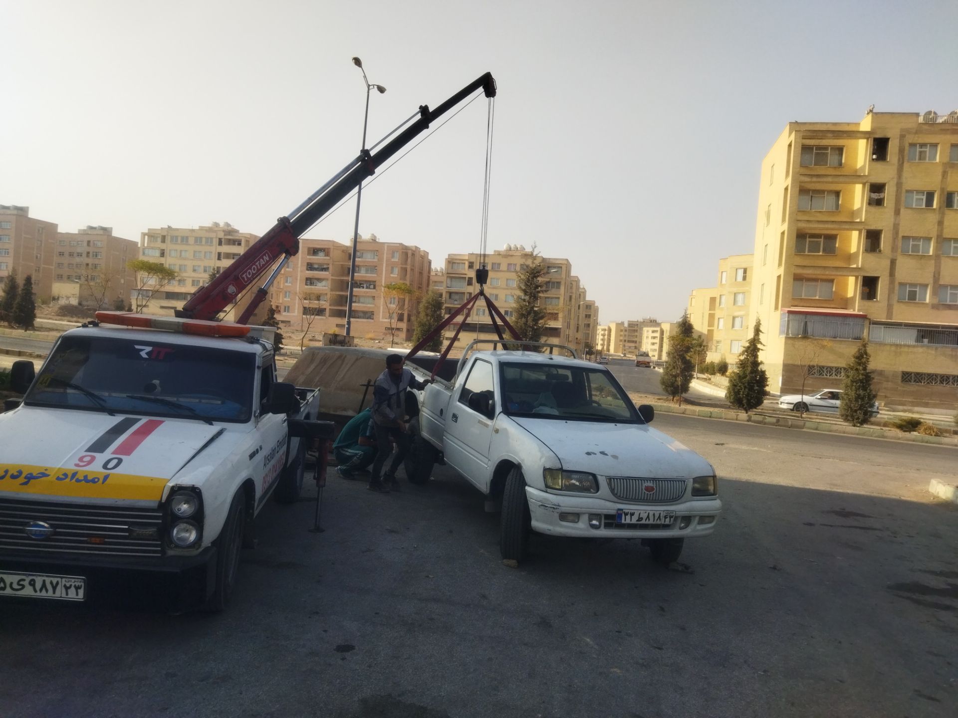 امداد خودرو و یدک کش شبانه روزی ارسلان در فولادشهر